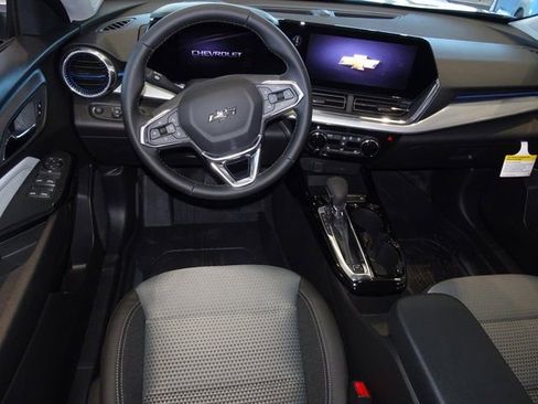 New 2026 Chevrolet Trax LT w/ Driver Confidence Package image 5