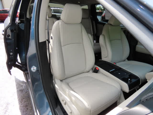 New 2027 Honda Odyssey EX-L image 17