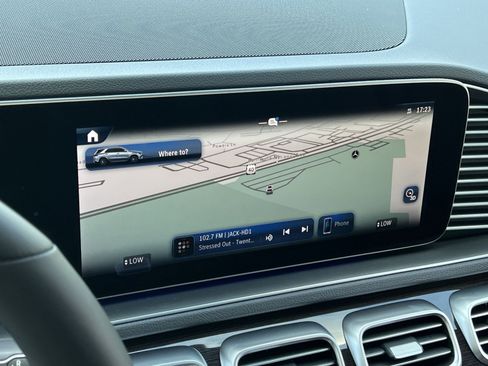 New 2026 Mercedes-Benz GLE 350 4MATIC image 18