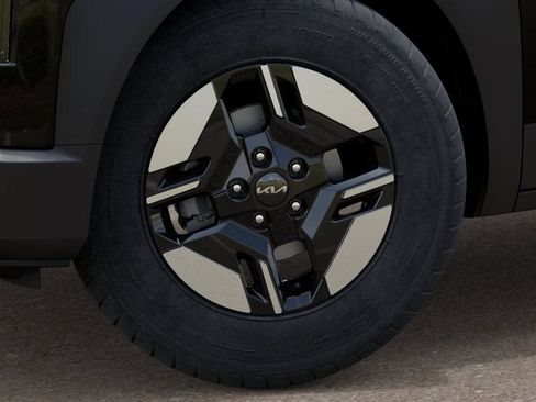 New 2027 Kia Seltos LX FWD image 9
