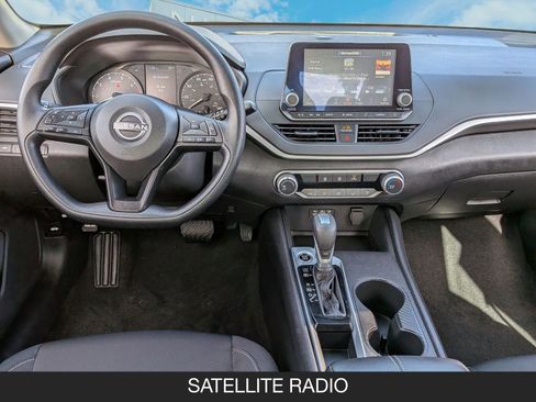 Certified 2025 Nissan Altima 2.5 S image 13