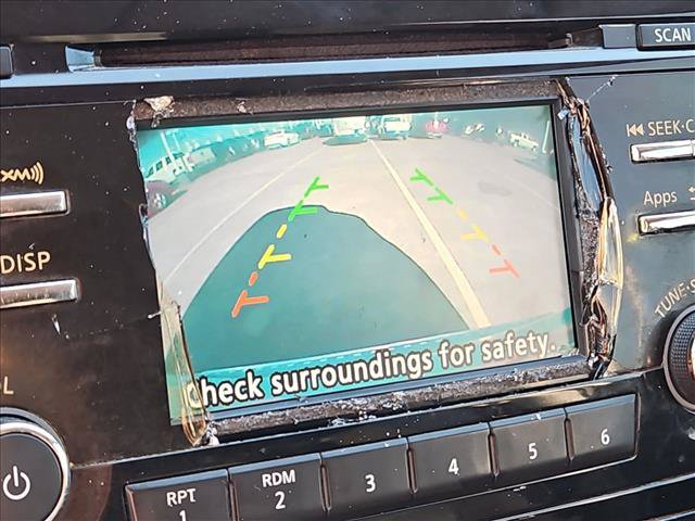 Used 2014 Nissan Rogue SV FWD image 13