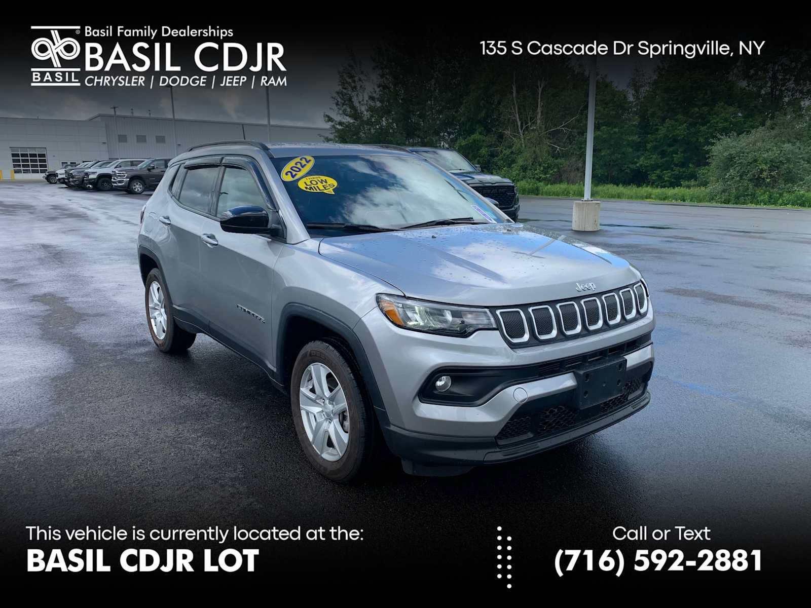 Used 2022 Jeep Compass Latitude w/ Convenience Group AWD/4WD image 1