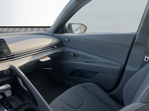 New 2026 Hyundai Elantra Sport image 21