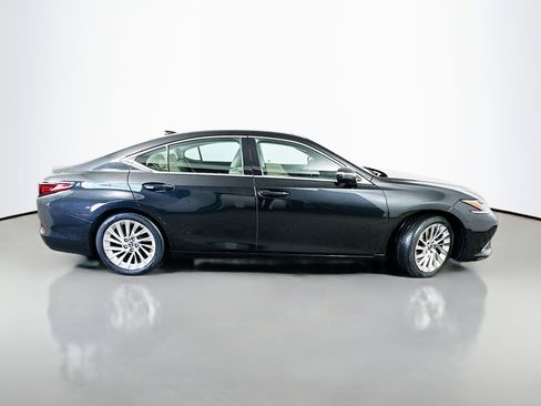 Used 2019 Lexus ES 350 Luxury w/ Accessory Package 2 FWD image 8