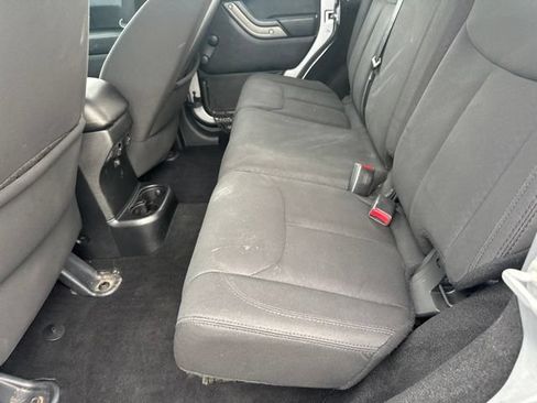 Used 2015 Jeep Wrangler Unlimited Sport w/ Connectivity Group AWD/4WD image 11