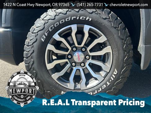Used 2021 GMC Sierra 1500 AT4 w/ AT4 Value Package AWD/4WD image 12
