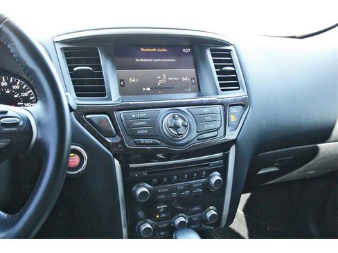 Used 2020 Nissan Pathfinder SV w/ Rock Creek Edition image 15