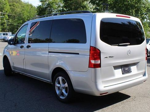 Used 2016 Mercedes-Benz Metris Passenger image 3