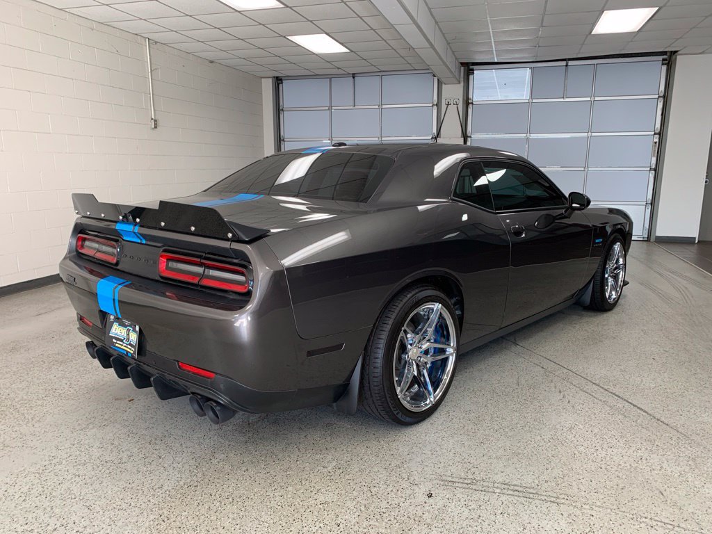 Used 2022 Dodge Challenger R/T w/ Blacktop Package RWD image 7