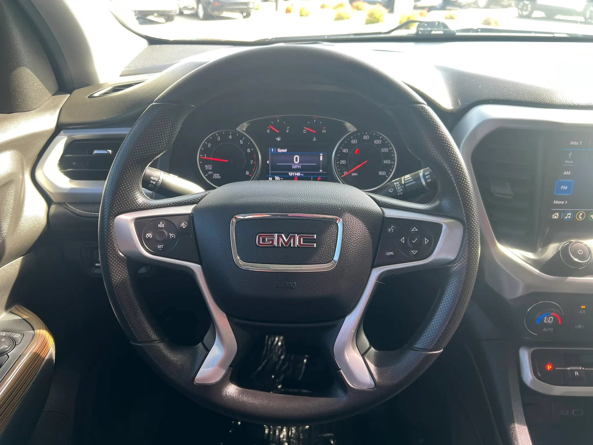 Used 2022 GMC Acadia SLE AWD/4WD image 14