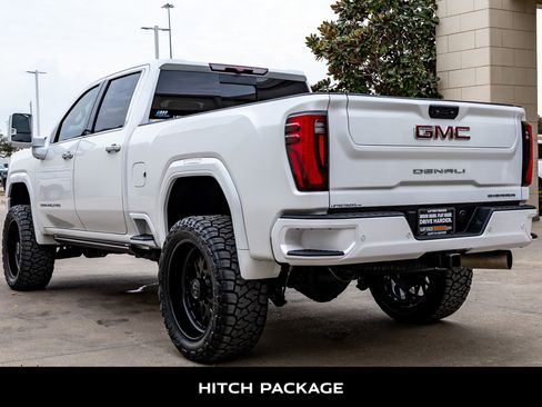 Used 2024 GMC Sierra 2500 Denali AWD/4WD image 7