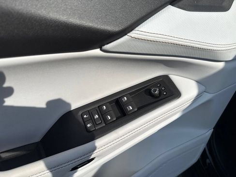 New 2026 Jeep Cherokee Limited AWD/4WD image 18