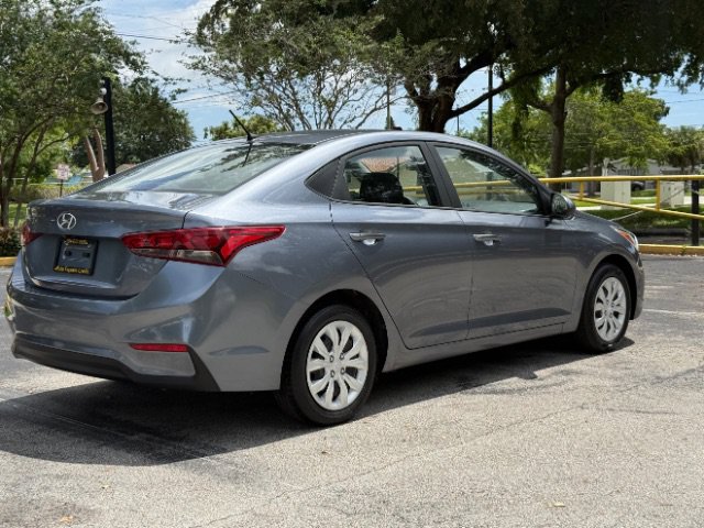 Used 2020 Hyundai Accent SE FWD image 5