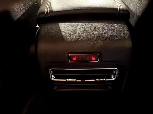 Certified 2022 Lincoln Corsair Standard w/ Equipment Group 101A image 15