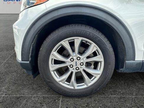 Used 2021 Ford Explorer Limited w/ Equipment Group 301A RWD image 14