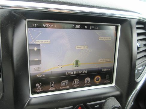 Used 2016 Jeep Grand Cherokee High Altitude AWD/4WD image 23