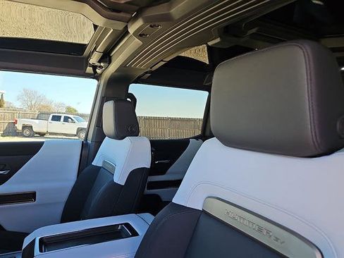 New 2025 GMC Hummer EV 3X image 31