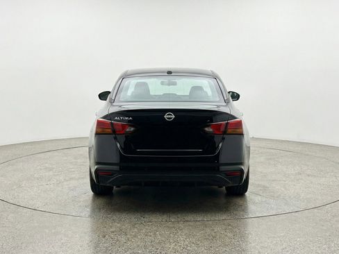 Used 2025 Nissan Altima 2.5 SV FWD image 7