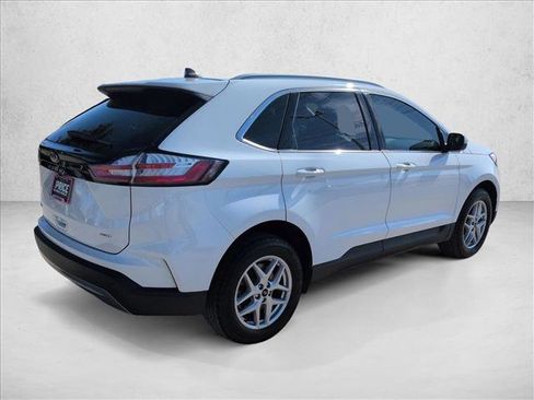 Certified 2024 Ford Edge SEL w/ Convenience Package image 5