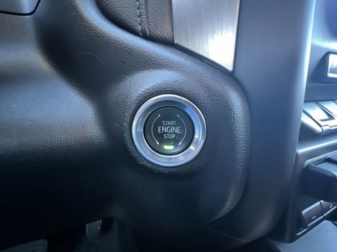 Certified 2020 GMC Sierra 1500 Denali w/ Denali Ultimate Package image 17