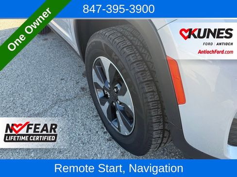 Used 2024 Jeep Grand Cherokee Limited 4xe image 12