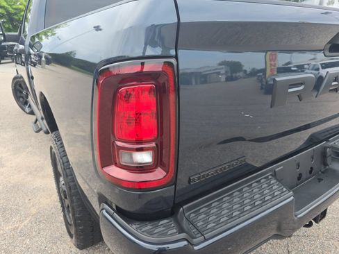 Used 2025 RAM 2500 Big Horn AWD/4WD image 36