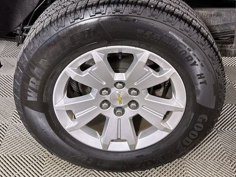 Used 2020 Chevrolet Colorado LT w/ LT Convenience Package image 34