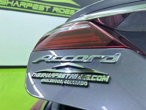 Used 2016 Honda Accord Touring image 11