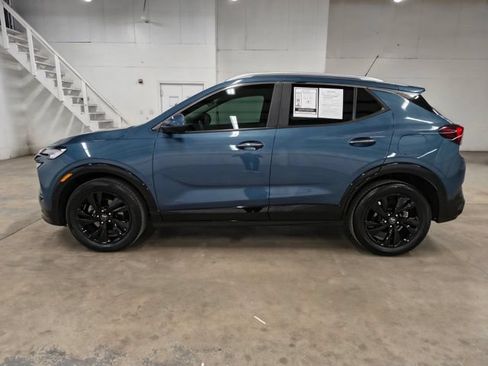 Used 2025 Buick Encore GX Sport Touring w/ Advanced Technology Package FWD image 4