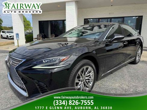 Used 2018 Lexus LS 500 w/ Interior Upgrade Package image 2