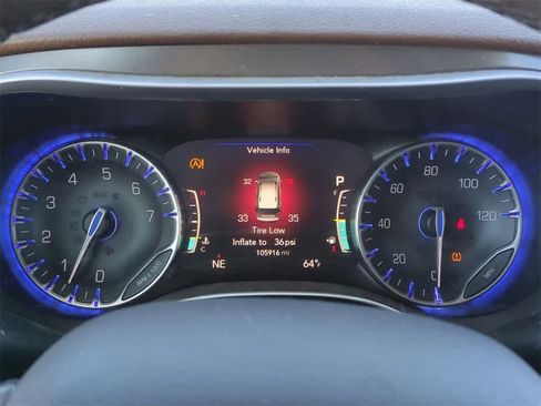 Used 2018 Chrysler Pacifica Limited w/ Tire & Wheel Group image 23