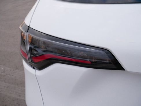 Certified 2026 Honda HR-V LX image 17