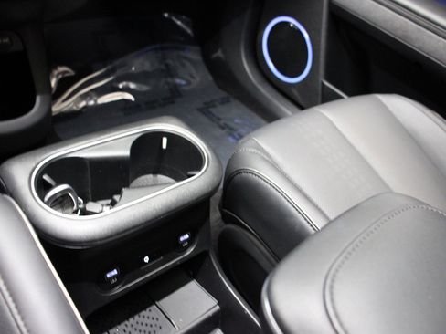 Used 2023 Hyundai Ioniq 5 Limited image 36