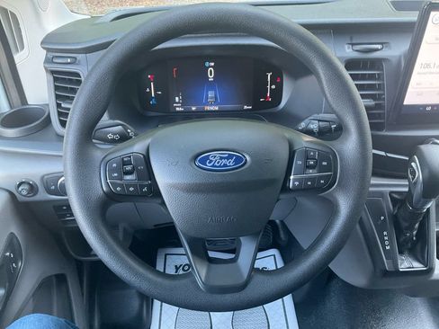 New 2026 Ford Transit 250 Low Roof RWD image 19