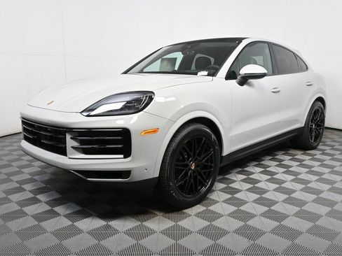Certified 2026 Porsche Cayenne Coupe AWD/4WD image 1