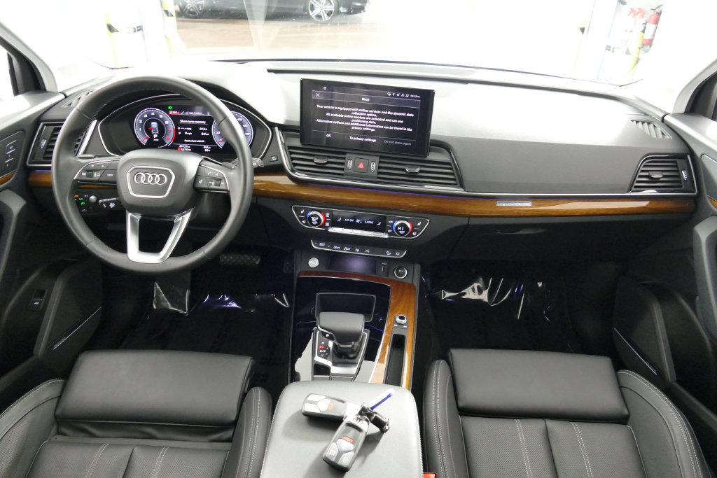 Used 2023 Audi Q5 2.0T Prestige w/ Prestige Package AWD/4WD image 27