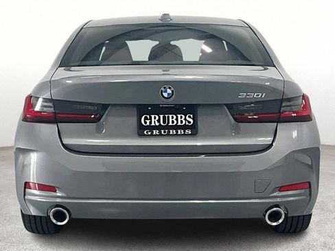 New 2025 BMW 330i Sedan RWD image 5