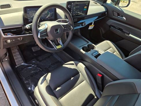 New 2026 Honda Prologue Touring image 10