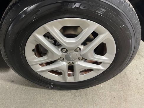 Used 2017 Jeep Compass Sport AWD/4WD image 37