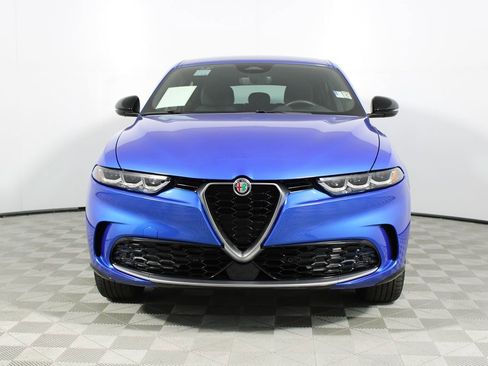 Used 2024 Alfa Romeo Tonale Ti AWD/4WD image 2