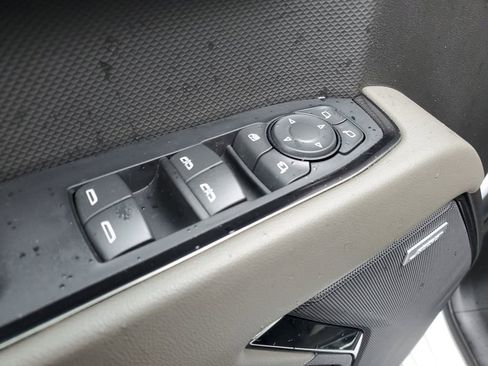 Used 2023 Chevrolet Silverado 1500 ZR2 w/ Technology Package image 23