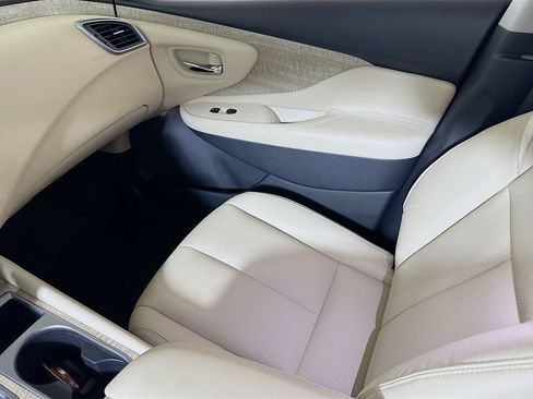 Used 2023 Nissan Murano SL w/ SL Moonroof Package FWD image 23