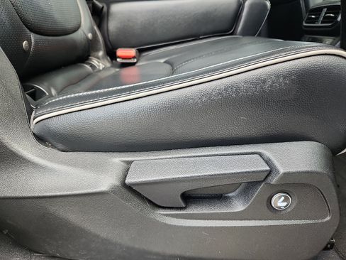 Used 2023 Honda Pilot Elite image 32
