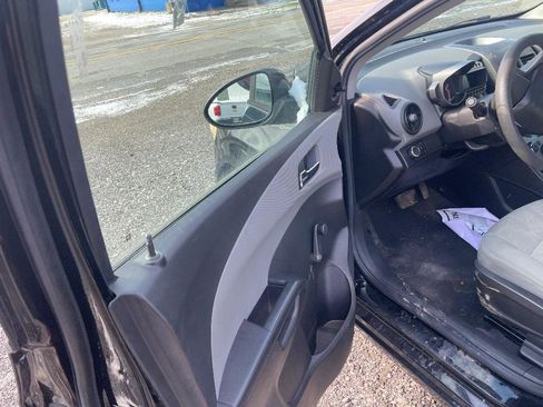 Used 2012 Chevrolet Sonic LS image 7