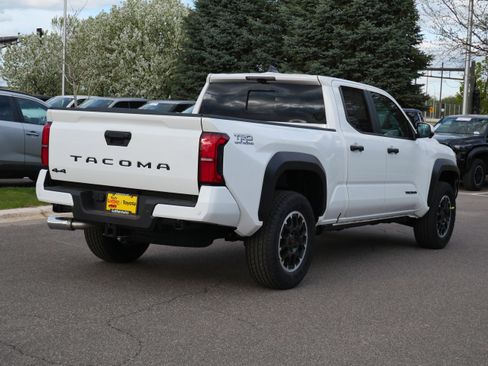 New 2026 Toyota Tacoma TRD Off-Road AWD/4WD image 2