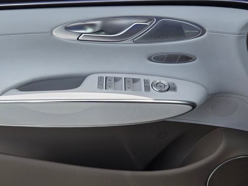 New 2026 Genesis GV70 2.5T Advanced AWD/4WD image 14