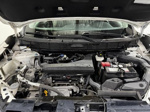 Used 2020 Nissan Rogue S FWD image 8