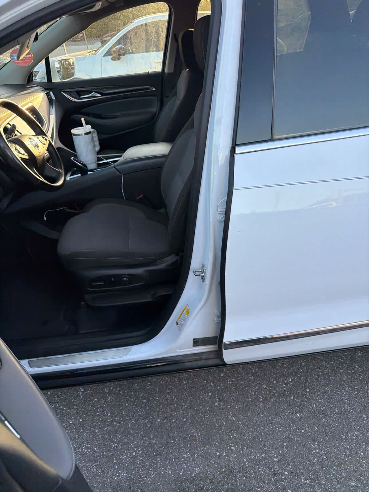 Used 2018 Buick Enclave FWD image 20