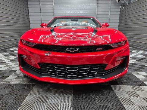 Used 2021 Chevrolet Camaro SS RWD image 4